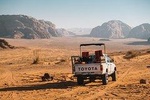 Wadi Rum overnight with Jeep tour | The Jordanian Mappers