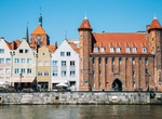 See Straganiarska Gate, Gdańsk, Poland