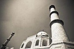 Full Day Taj Mahal & Agra Tour from Delhi by Express Train