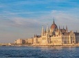 Private Transfer from Bratislava to Budapest with 2h of Sightseeing