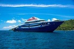 Phi Phi Island Tour by Royal Jet Cruiser from Phuket with Speedboat Sightseeing