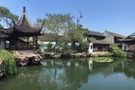 A private day tour to Suzhou Museum, Master-of-Nets Garden and Cruise in Tongli