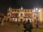 Lima by night with an expert guide!