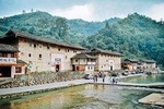Tour Guide and Car: Private Day Tour to Tianluokeng Tulou from Xiamen