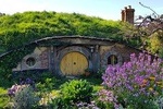 Hobbiton Movie Set Luxury Tour from Auckland