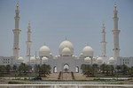 Abu Dhabi City & Sheikh Zayed Mosque Tour