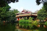 Taoist Qingcheng Mountain and Dujiangyan Irrigation System Day Trip