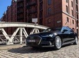 Private sightseeing tour in Hamburg with premium limousines