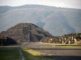 Tour Basilica de Guadalupe and Teotihuacan