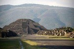 Tour Basilica de Guadalupe and Teotihuacan