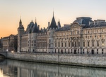 Visit La Conciergerie, Paris, France