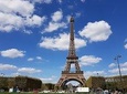 Best of Paris in 2 hours (7 stops for photos only) during the day time