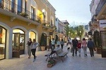 Private chauffeur service La Roca Village Shopping Outlet from Barcelona