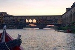 Wine on water: a private boat tour in Florence with a floating Tuscan aperitif