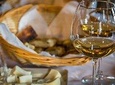 Food tour around Cinque Terre: from "focaccia" to pesto ice-cream and wines