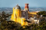 From Lisbon to Sintra (All palaces+visit Pena Palace and Regaleira)from2persons 