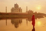 Taj Mahal Sunrise Tour by Car from Delhi with All Inclusive