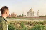 All Inclusive: Taj Mahal Tour from Delhi by Car 