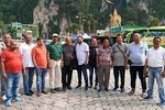 Kuala Lumpur International Airport To Genting Highlands City EN-ROUTE Batu Caves