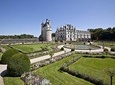 Private Loire Valley Castles with Minivan