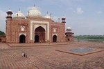Day Trip to Agra (Guided Sightseeing Tour)