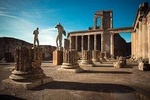 Transfer Sorrento Coast with stop and wait 2 hours Pompeii or Herculaneum or Vesuvius
