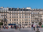 Visit Place de l'Hôtel-de-Ville - Esplanade de la Libération, Paris
