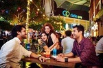 Singapore Nightlife: Street Food & Bars