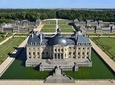 Private Vaux le Vicomte with Minivan