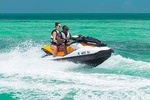45' Yacht Tour in Miami Beach with Captain and Private Boat Rental