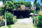 Hampden Rum Distillery / Montego Bay Highlight Tour & 876 Beach Club