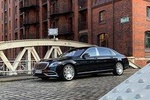 Private sightseeing tour with a luxury sedan - Mercedes-Maybach