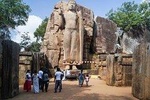 Day Tour to Aukana and Anuradhapura From Negombo.