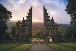 Full-Day Tour Bali Iconic Handara Gate Lake Temple And Hidden Waterfall