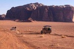 Jordan Horizons Tours: Wadi Rum & Petra 02 days 01 Night Tour from Eilat Border