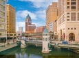Milwaukee Scavenger Hunt: A Splash of Color