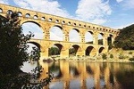 Pont du Gard to Villeneuve Les Avignon & Châteauneuf du Pape wine private tour