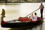 A private walking and gondola tour in Venice