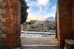 Enjoy Pompeii And Vesuvius from Amalfi