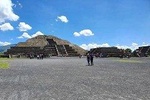 Private Tour Pyramids of Teotihuacán and Guadalupe Basilica up to 4 people