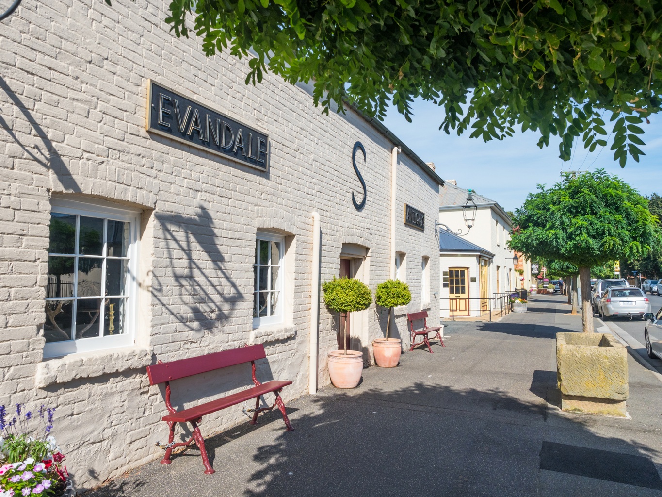 Ivandale Evandale