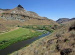 Hike James Cant Ranch River Trail, John Day Fossil Beds National Monument, Oregon