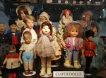 Visit Susan Quinlan's Doll & Teddy Bear Museum and Library, Santa Barbara, California