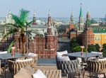 Have Drinks at O2 Lounge at The Ritz-Carlton, Moscow, Russia