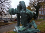 See Der Werftarbeiter (The Shipyard Worker), Kiel, Germany