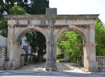 See Porta Gemina, Pula, Croatia