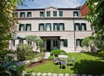 Stay at Oltre il Giardino, Venice, Italy