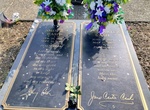 Visit Johnny Cash Gravesite, Hendersonville, Tennessee