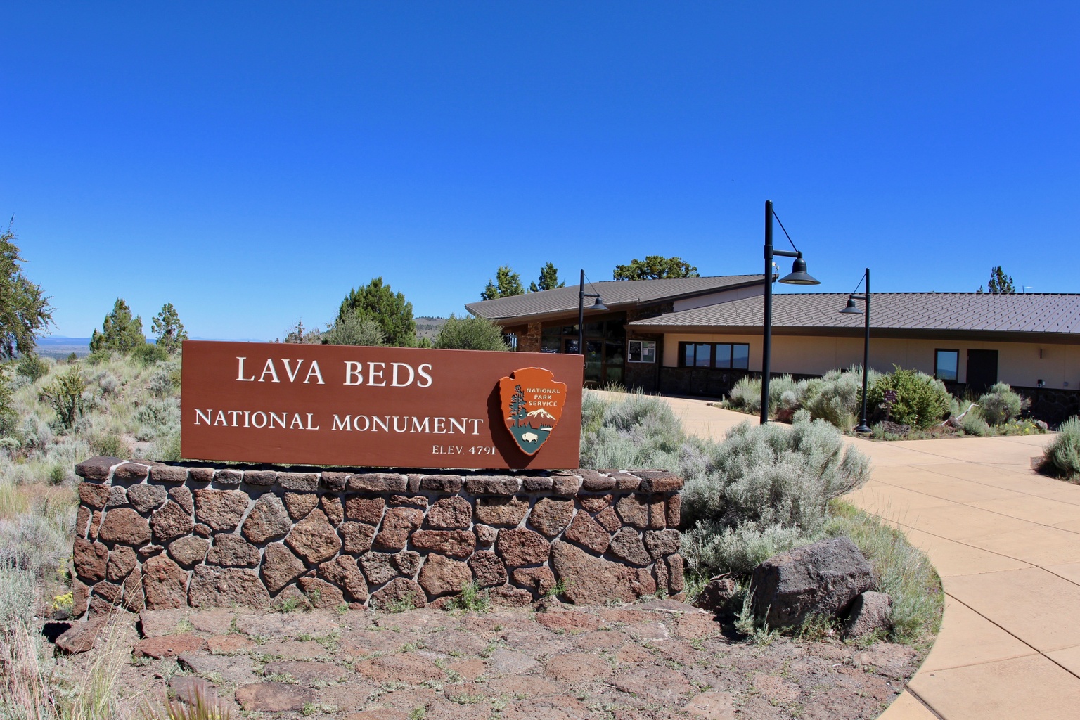 Lava Beds Visitor Center