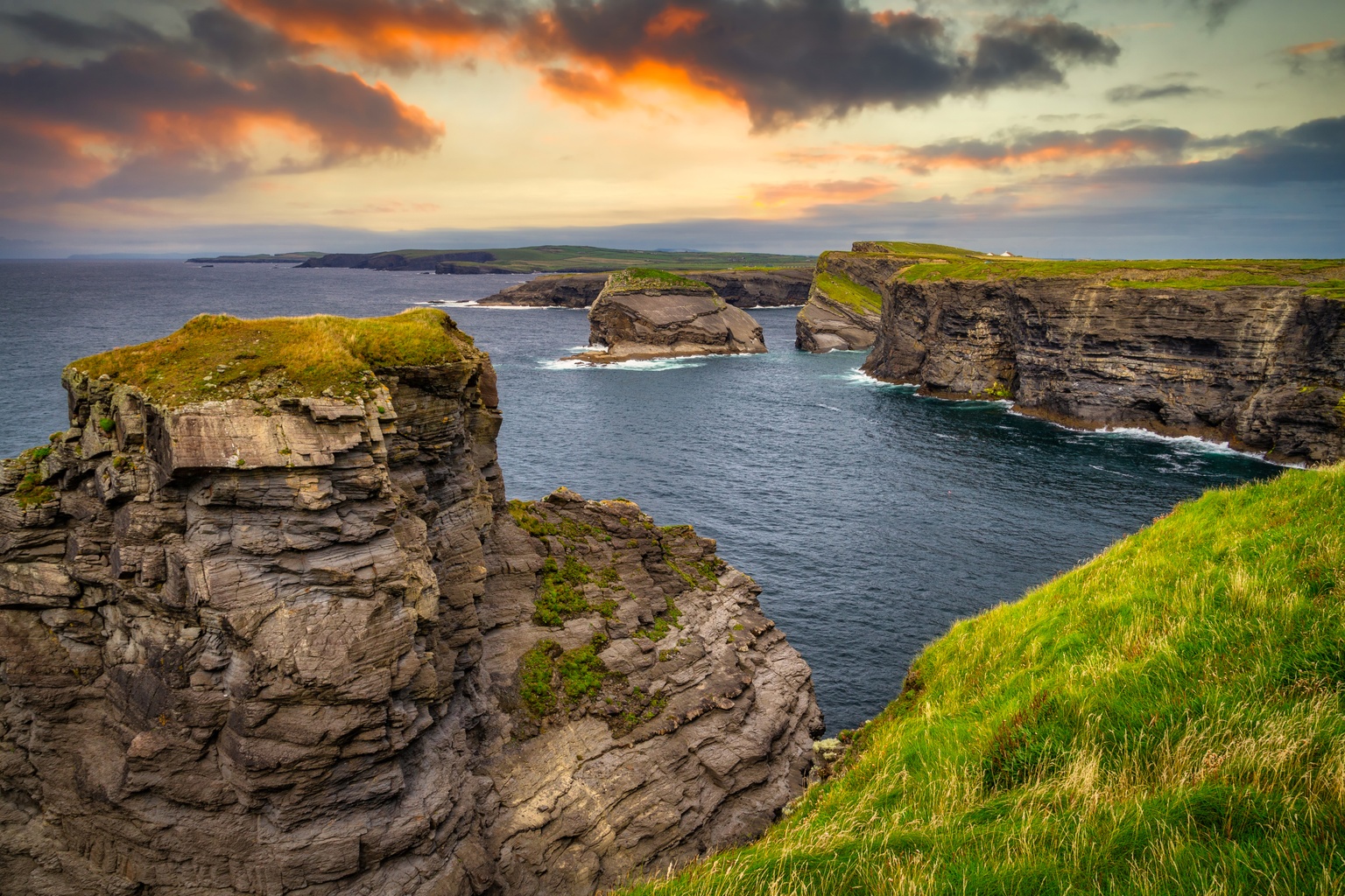 Kilkee Hike Kilkee Cliffs